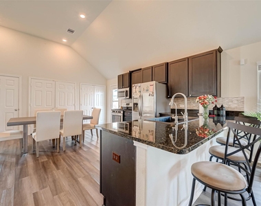 5027 Green Gate Trail - Photo Thumbnail 17