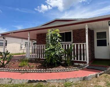 1425 Holland Street - Photo Thumbnail 1