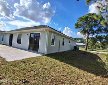 1304 Scottish Street Sw - Photo Thumbnail 23