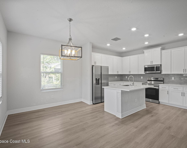 330 San Marino Road Sw - Photo Thumbnail 4