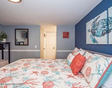 8600 Ridgewood Avenue - Photo Thumbnail 12