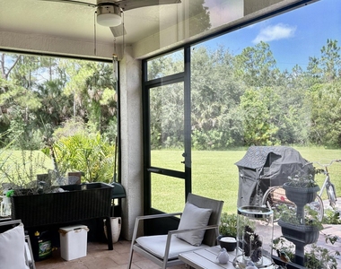 2141 Chinaberry Circle Se - Photo Thumbnail 11