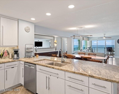 2725 N Highway A1a - Photo Thumbnail 10