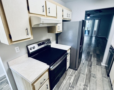 851 Dow Lane - Photo Thumbnail 6