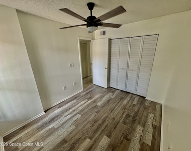 420 Catamaran Drive - Photo Thumbnail 7