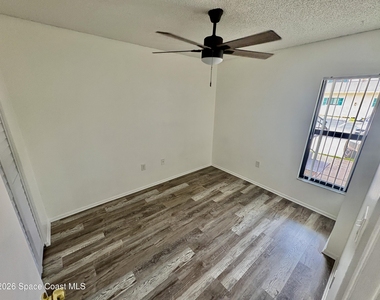 420 Catamaran Drive - Photo Thumbnail 6