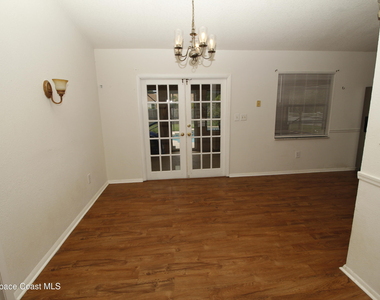 1735 Hazelton Street Nw - Photo Thumbnail 4