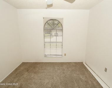 1735 Hazelton Street Nw - Photo Thumbnail 9