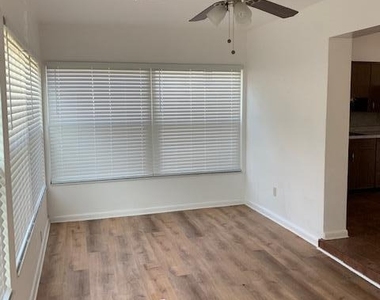 22 Knollwood Drive - Photo Thumbnail 12