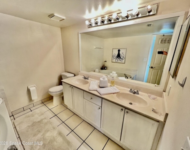 555 Harrison Avenue - Photo Thumbnail 15