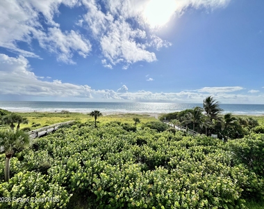 555 Harrison Avenue - Photo Thumbnail 24