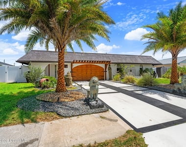 310 Lee Avenue - Photo Thumbnail 2