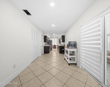 310 Lee Avenue - Photo Thumbnail 13