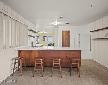 6785 Riveredge Drive - Photo Thumbnail 12