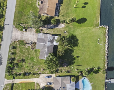 6785 Riveredge Drive - Photo Thumbnail 31