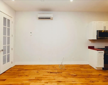 184 Suydam Street - Photo Thumbnail 3