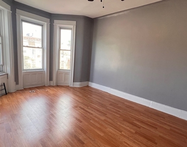 9746 Drew Street - Photo Thumbnail 2