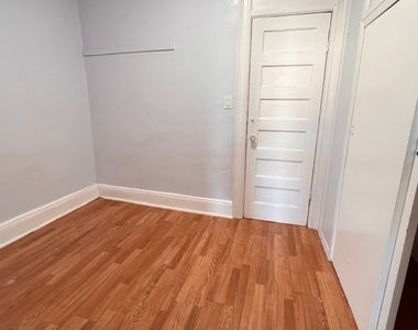9746 Drew Street - Photo Thumbnail 7