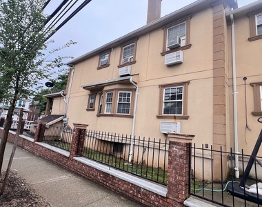 133-19 97 Avenue - Photo Thumbnail 23