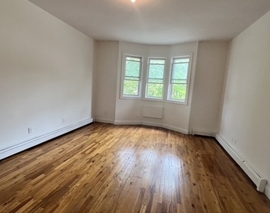 548 Rockaway Avenue - Photo Thumbnail 3