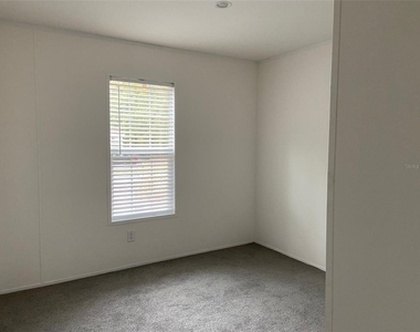 11876 Key Lime Drive - Photo Thumbnail 9