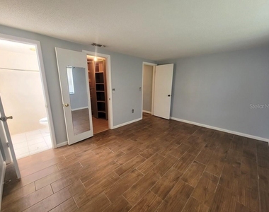 3702 Sail Drive - Photo Thumbnail 15