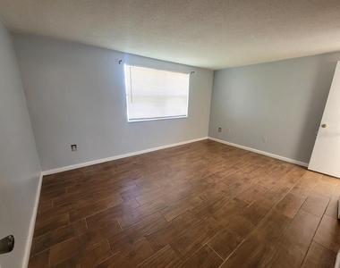 3702 Sail Drive - Photo Thumbnail 14