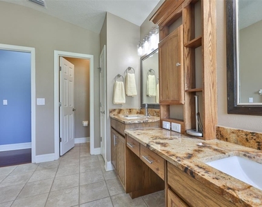 7318 Guilford Pine Lane - Photo Thumbnail 14