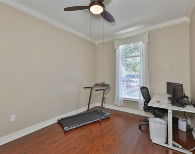 7318 Guilford Pine Lane - Photo Thumbnail 27