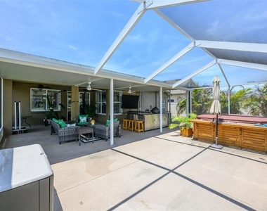7318 Guilford Pine Lane - Photo Thumbnail 15