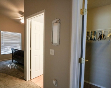 7512 S Mascotte Street - Photo Thumbnail 16