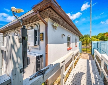 1572 77th Avenue N - Photo Thumbnail 35