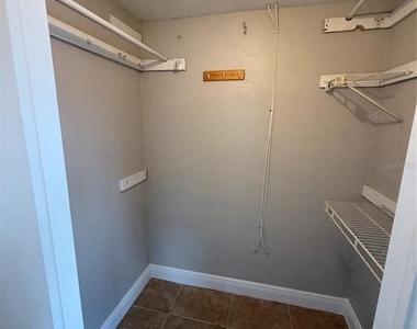 4624 Durney Street - Photo Thumbnail 5
