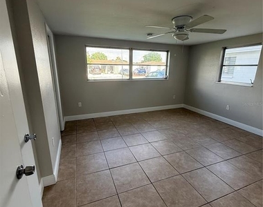 4624 Durney Street - Photo Thumbnail 3