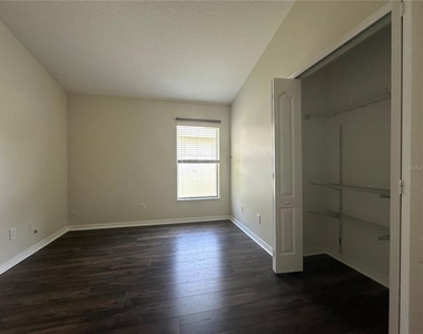 3145 Dunstable Drive - Photo Thumbnail 18