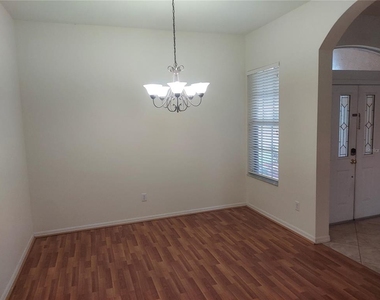 1003 Lumsden Trace Circle - Photo Thumbnail 15