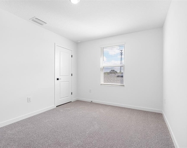 7178 Canopy Lane - Photo Thumbnail 6