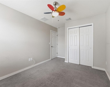 7052 Grand Elm Drive - Photo Thumbnail 12