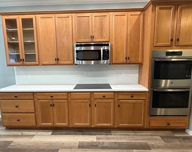 10638 Dawns Light Drive - Photo Thumbnail 18