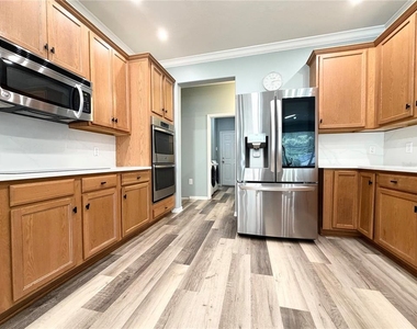 10638 Dawns Light Drive - Photo Thumbnail 16