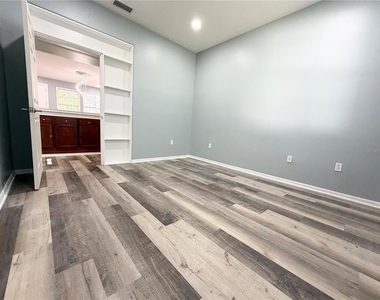 10638 Dawns Light Drive - Photo Thumbnail 26