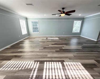 10638 Dawns Light Drive - Photo Thumbnail 35