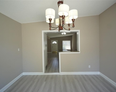 3519 W Price Avenue - Photo Thumbnail 16