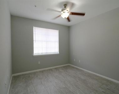 17101 Carrington Park Drive - Photo Thumbnail 16