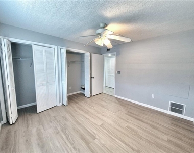 222 Caryl Way - Photo Thumbnail 31