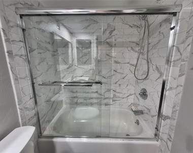 222 Caryl Way - Photo Thumbnail 35