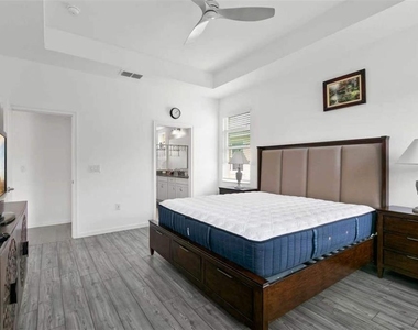 308 Shore Crab Way - Photo Thumbnail 12