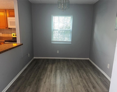 1125 83rd Avenue - Photo Thumbnail 4