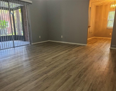 1125 83rd Avenue - Photo Thumbnail 9