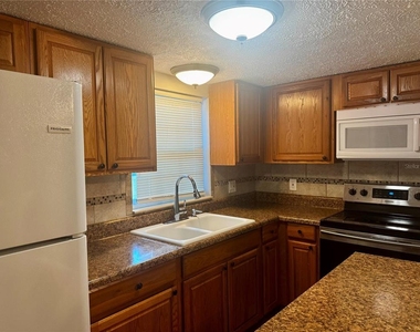 1125 83rd Avenue - Photo Thumbnail 6